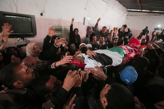 
باحث في المركز الفلسطيني للتوثيق والمعلومات «ملف»
كراس «طوفان الأقصى، وما بعده», هو العدد السابع والسبعون من سلسلة «كرا...
